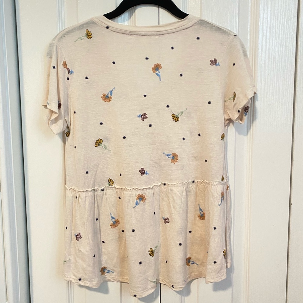 Embroidered Top - Picture 2 of 2